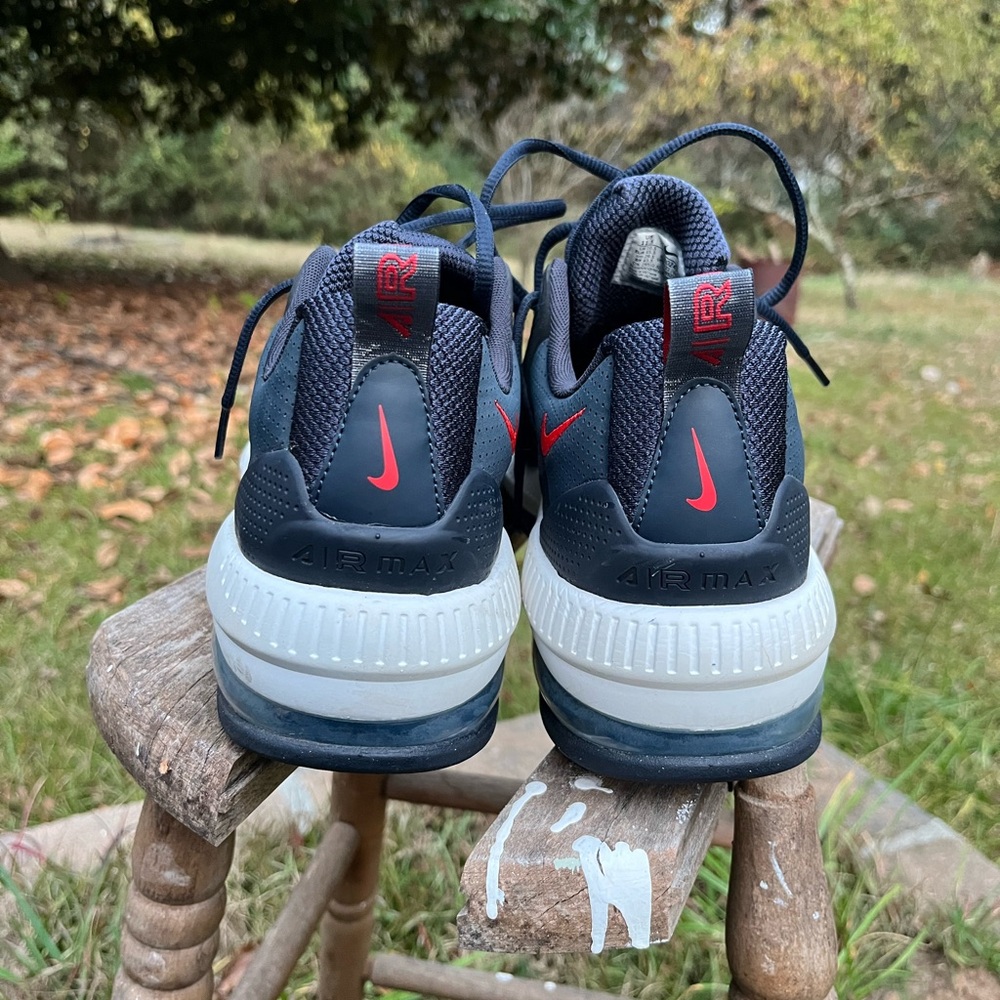 Nike AirMax - Picture 4 of 7